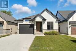 40 IVY CRESCENT | Thorold Ontario | Slide Image Three