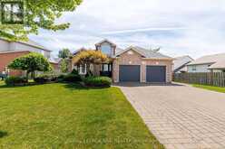 8532 HEIKOOP CRESCENT | Niagara Falls Ontario | Slide Image Two