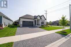 3589 WHISPERING WOODS TRAIL | Fort Erie Ontario | Slide Image Three