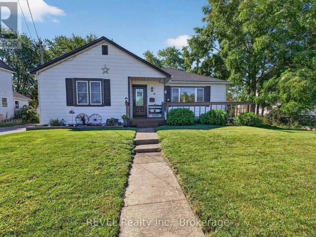 33 LEWIS STREET Fort Erie Ontario, L2A 2P8 - 2 Bedrooms Home For Sale