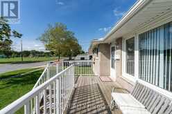 7040 WARDEN AVENUE | Niagara Falls Ontario | Slide Image Five