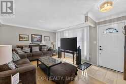 7040 WARDEN AVENUE | Niagara Falls Ontario | Slide Image Nine