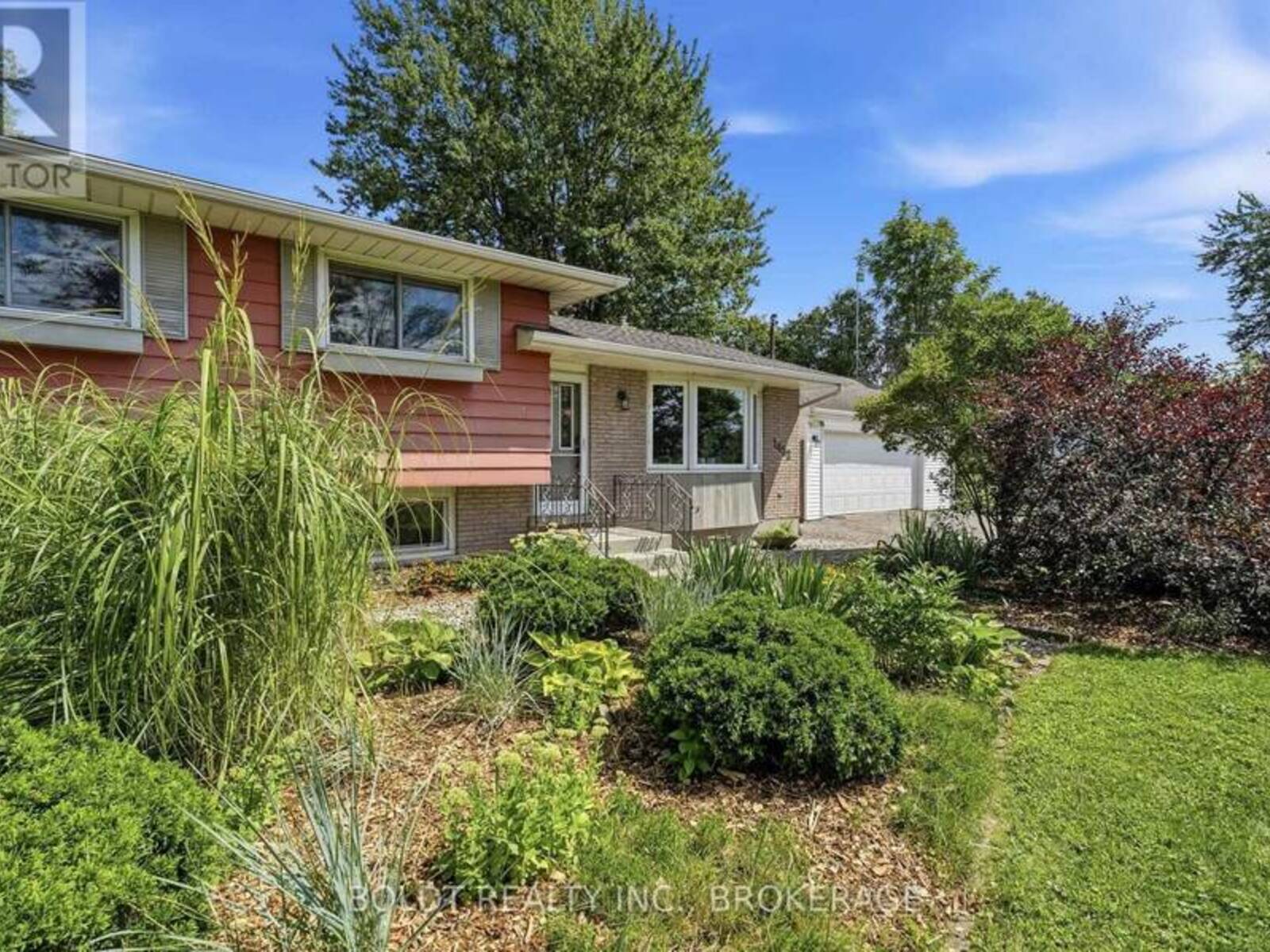 1452 CATARACT ROAD, Thorold, Ontario L3B 5N5