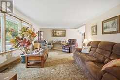 957 RIDGE ROAD | Welland Ontario | Slide Image Thirteen