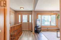 27 ANDREA DRIVE | St. Catharines Ontario | Slide Image Four