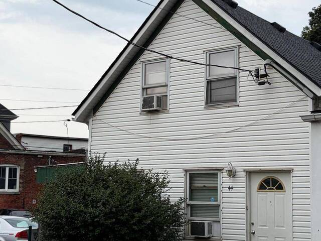 44 NORTH STREET St. Catharines Ontario, L2R 2S5 - Multi-family Home For Sale
