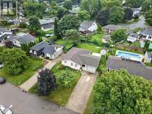 36 MANOR ROAD | St. Catharines Ontario | Slide Image Twenty-one