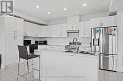 15 MYRTLE STREET | Fonthill Ontario | Slide Image Nine