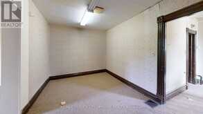71 QUEEN STREET | St. Catharines Ontario | Slide Image Thirteen