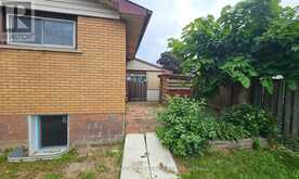 48 MANNING AVENUE | Hamilton Ontario | Slide Image Twenty-four