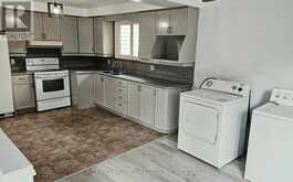 48 MANNING AVENUE | Hamilton Ontario | Slide Image Eight