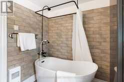 167 PLEASANT AVENUE | St. Catharines Ontario | Slide Image Thirty-one