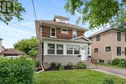 167 PLEASANT AVENUE | St. Catharines Ontario | Slide Image Three