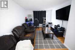 102 - 4692 CRYSLER AVENUE | Niagara Falls Ontario | Slide Image Four