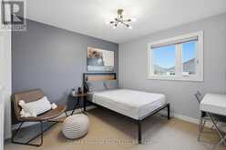 15 COZOCAR CRESCENT | St. Catharines Ontario | Slide Image Six