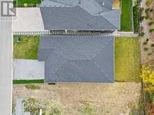 149 WILLOWBROOK DRIVE | Welland Ontario | Slide Image Thirty-seven