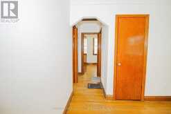 28 MARSHALL AVENUE | Welland Ontario | Slide Image Fifteen
