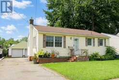 28 MARSHALL AVENUE | Welland Ontario | Slide Image Three