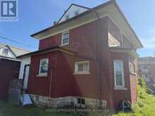 4689 CRYSLER AVENUE | Niagara Falls Ontario | Slide Image Three