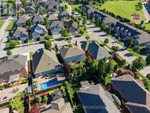 5 GOSSEN DRIVE | Niagara-on-the-Lake Ontario | Slide Image Forty-six