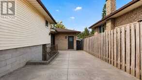 145 ADIS AVENUE | Hamilton Ontario | Slide Image Thirty-eight