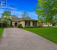7 AMEER DRIVE | St. Catharines Ontario | Slide Image One