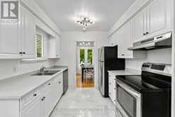 7 AMEER DRIVE | St. Catharines Ontario | Slide Image Ten