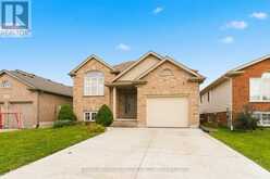 8340 RACEY AVENUE | Niagara Falls Ontario | Slide Image One