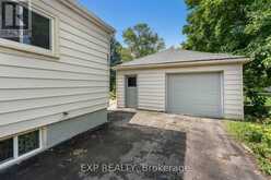 3945 ST PETER AVENUE | Niagara Falls Ontario | Slide Image Four
