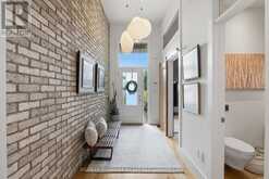 8 - 6 TANNER CIRCLE | St. Catharines Ontario | Slide Image Ten