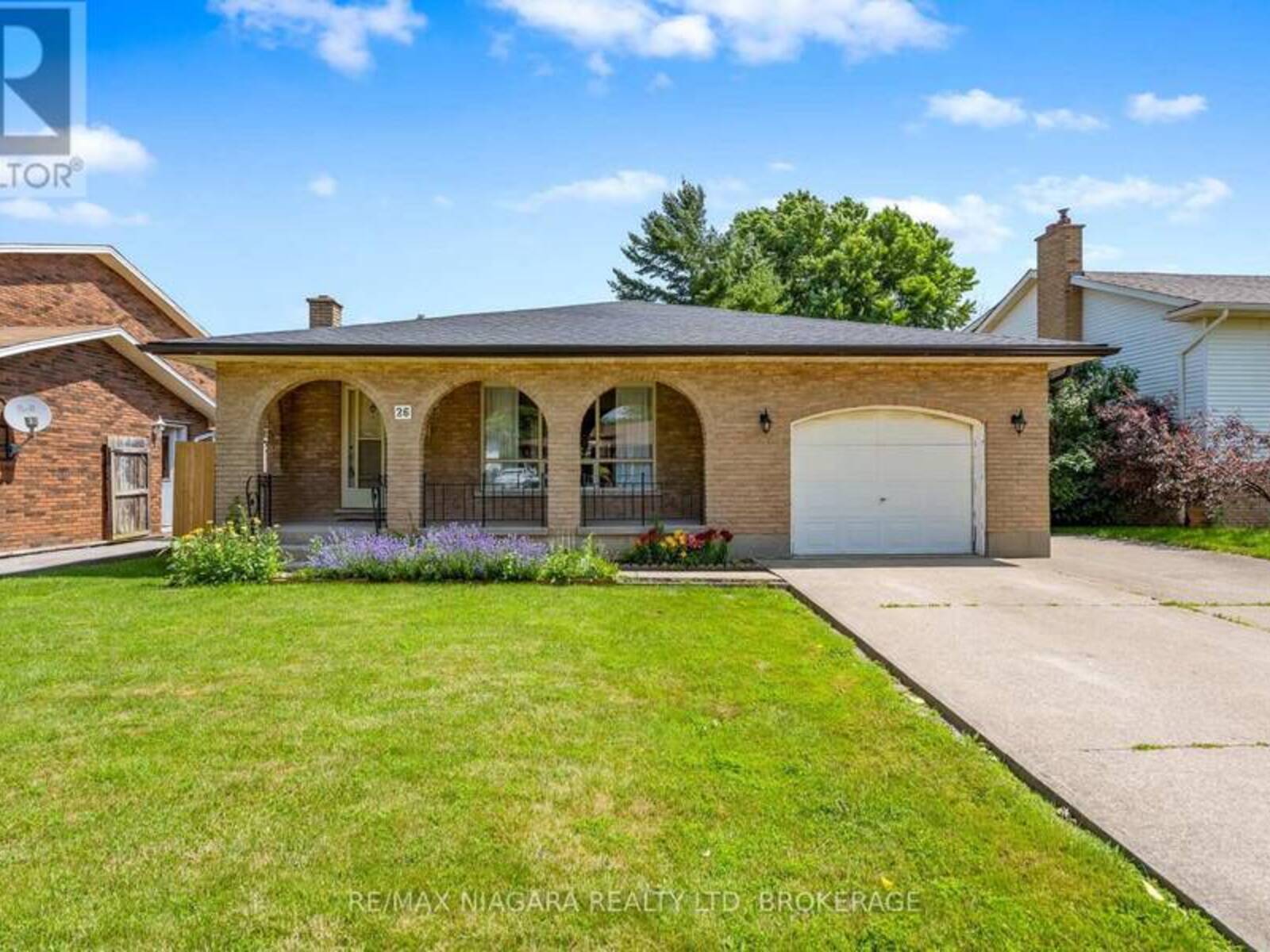 26 FORSTER AVENUE, Thorold, Ontario L2V 4J5