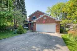 35 GARRISON VILLAGE DRIVE | Niagara-on-the-Lake Ontario | Slide Image Two