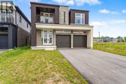 226 WELLANDVALE DRIVE | Welland Ontario | Slide Image Three