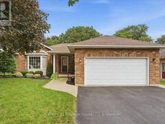 17 OAKRIDGE BOULEVARD Fonthill Ontario, L0S 1E5