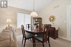 17 OAKRIDGE BOULEVARD | Fonthill Ontario | Slide Image Ten