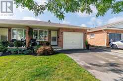 11 WOODLAND DRIVE | Welland Ontario | Slide Image Two