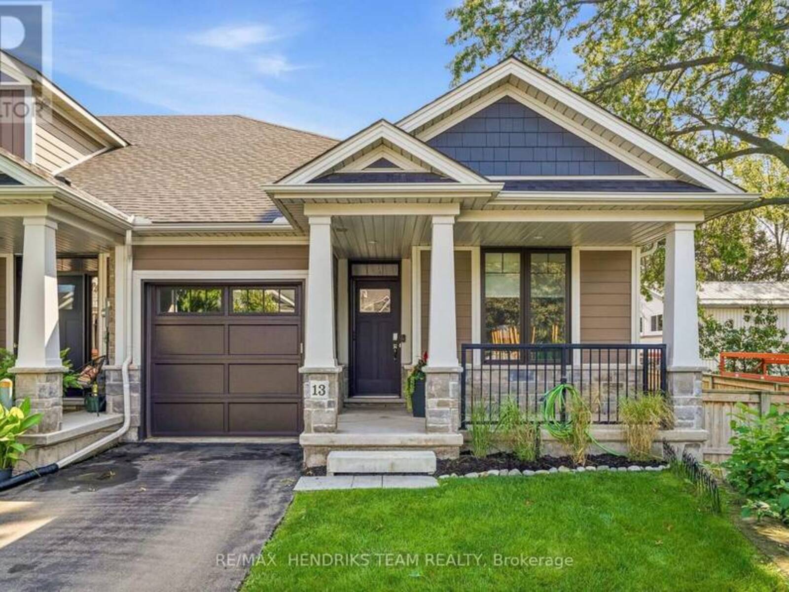 13 TURBINIA COURT, Grimsby, Ontario L3M 0H8