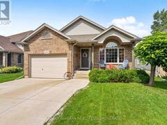 230 WELLBROOK AVENUE Welland Ontario, L3C 7M9