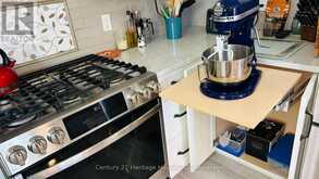 621 PARKDALE AVENUE | Fort Erie Ontario | Slide Image Eight
