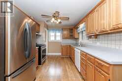 15 MEMORIAL PARK DRIVE | Welland Ontario | Slide Image Sixteen