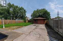 15 MEMORIAL PARK DRIVE | Welland Ontario | Slide Image Nine