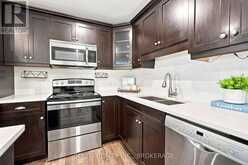 23 WOODELM DRIVE | St. Catharines Ontario | Slide Image Thirteen