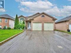 28 QUAKER ROAD Welland Ontario, L3C 7K7
