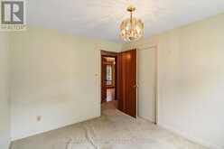 21 PARKLANE CRESCENT | St. Catharines Ontario | Slide Image Sixteen