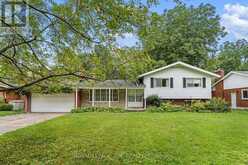 21 PARKLANE CRESCENT | St. Catharines Ontario | Slide Image Four