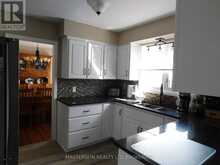 6408 GALAXY DRIVE | Niagara Falls Ontario | Slide Image Six