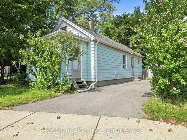 53 CARLTON STREET St. Catharines Ontario, L2R 1P7 - 2 Bedrooms Home For Sale