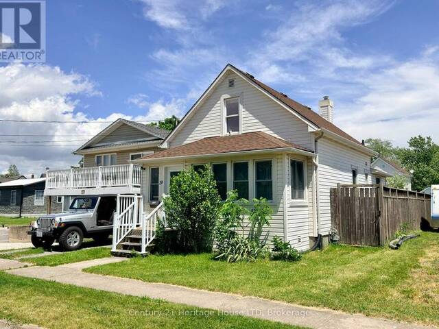 19 SANTONE AVENUE Welland Ontario, L3C 2J5 - 3 Bedrooms Home For Sale