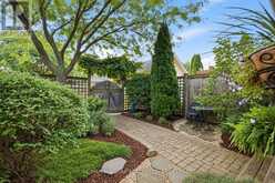 25 BALMORAL DRIVE | Niagara-on-the-Lake Ontario | Slide Image Three