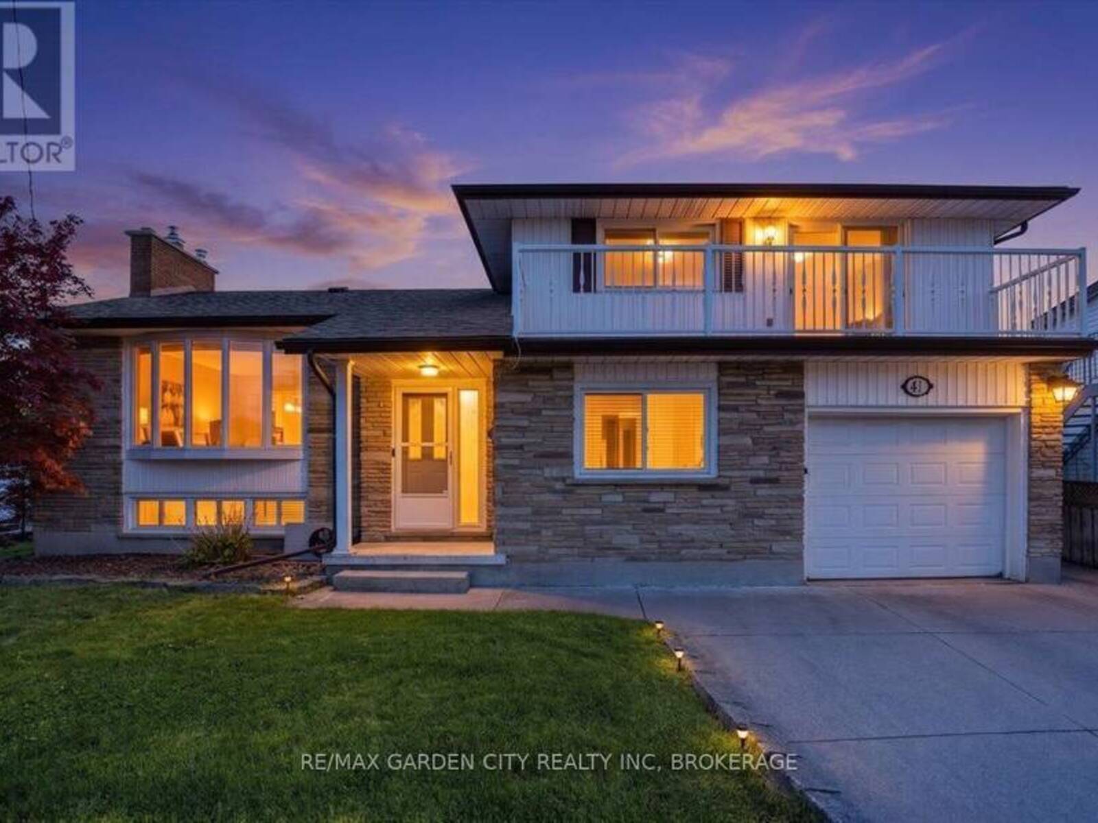 41 ALBERT STREET W, Thorold, Ontario L2V 2G4